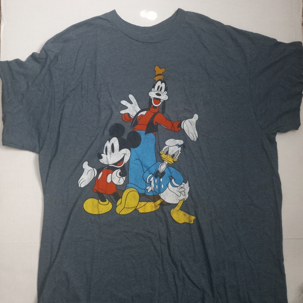 Disney Mickey And Friends Gray Graphic T-Shirt Men's Size XL